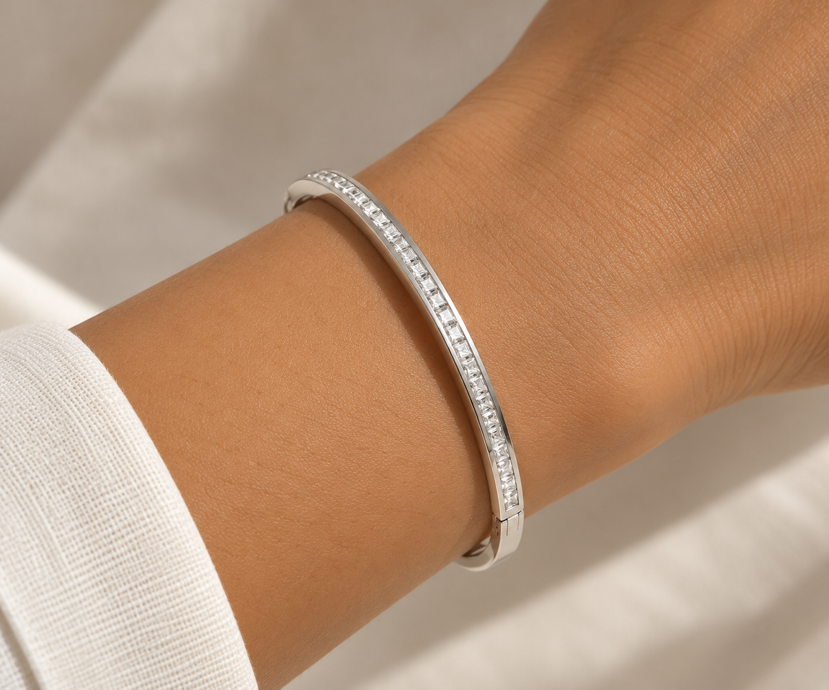 Cleo Bangle